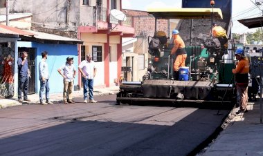 Obras do ‘Asfalta Manaus’ avançam nas zonas Leste e Sul da cidade