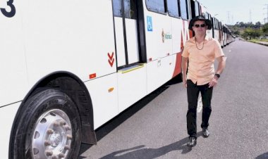 David Almeida entrega 20 novos ônibus, dando sequência ao cronograma de renovação da frota manauara