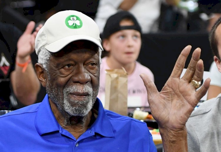 Morre Bill Russell, um dos maiores jogadores da história da NBA