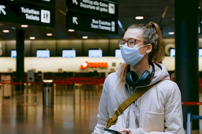 Anvisa retira obrigatoriedade de máscara em voos e aeroportos