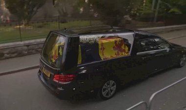 Corpo da rainha Elizabeth II deixa Castelo de Balmoral rumo à capital da Escócia