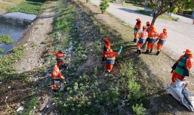 Prefeitura realiza ação de limpeza no parque e igarapé do Mestre Chico