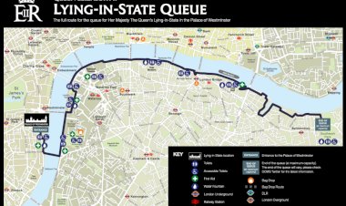 Fila para acessar velório da rainha Elizabeth II chega a 4 quilômetros