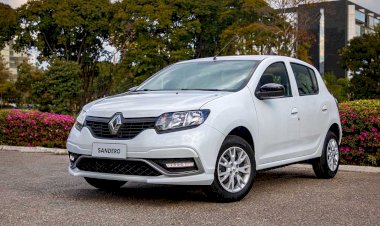 Renault Sandero sai de linha no Brasil após 15 anos