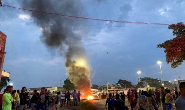 Garimpeiros fecham BR-319 em Porto Velho em protesto após dragas serem incendiadas em operação no rio Madeira