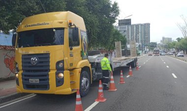 Prefeitura de Manaus reforça fiscalização “Carga Pesada” na avenida Djalma Batista