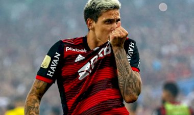 Nos pênaltis, Flamengo derrota Corinthians e conquista a Copa do Brasil