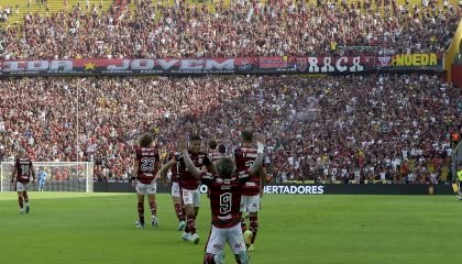 Flamengo vence Athletico-PR e conquista o 3º título da Libertadores