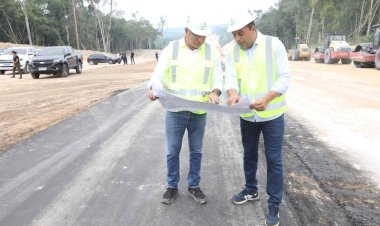 Governador Wilson Lima acompanha pavimentação dos primeiros 5 quilômetros do Anel Viário Leste