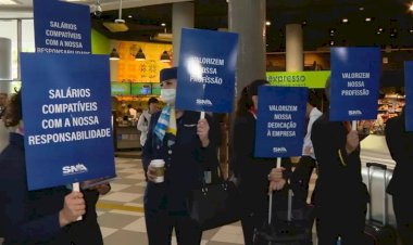 Aeronautas recusam acordo das empresas e greve deve continuar nesta sexta (23)