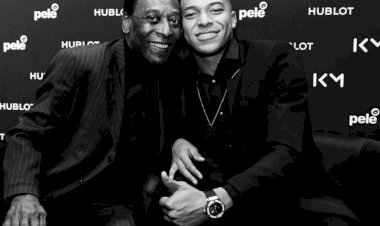 Mbappé lamenta morte de Pelé: "Legado nunca vai ser esquecido"