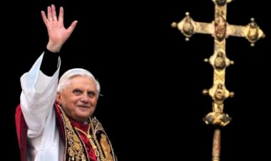 Papa emérito Bento XVI morre aos 95 anos