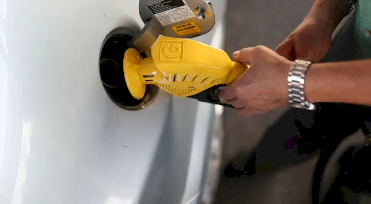 Redução no preço do diesel e gasolina para distribuidoras começa nesta quarta (7)