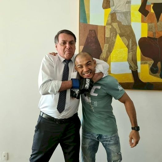 Bolsonaro planeja ficar na mansão de ex-lutador do UFC em Orlando