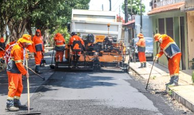 Prefeitura de Manaus realiza serviços de recapeamento asfáltico no bairro Dom Pedro