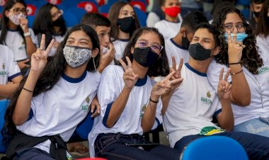 Cadastro de gratuidade e meia-passagem aos estudantes da rede pública é automático pelo sistema, alerta Prefeitura de Manaus
