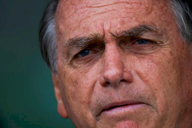 PGR pede ao STF inclusão de Bolsonaro em inquérito sobre atos em Brasília