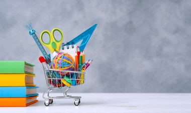Seis dicas para economizar na compra do material escolar