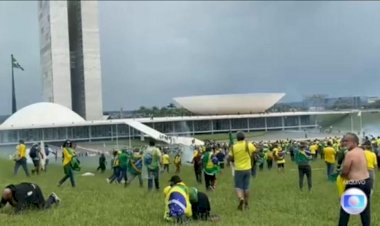 Moraes diz que cabe ao STF julgar militares envolvidos no 8 de janeiro e autoriza investigação