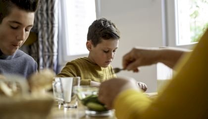 O que é alimentação desordenada, que atinge vinte por cento crianças do mundo