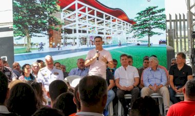 Prefeito de Manaus assina ordem de serviço para o início das obras do mirante Lúcia Almeida, casarão Thiago de Mello e largo de São Vicente