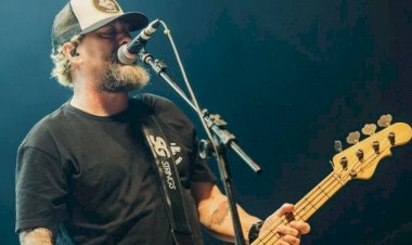 Canisso, baixista do Raimundos, morre aos 57 anos