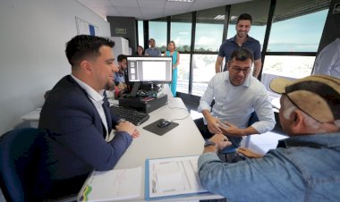 Wilson Lima acompanha atendimento social a famílias da Sharp e Manaus 2000 na Suhab