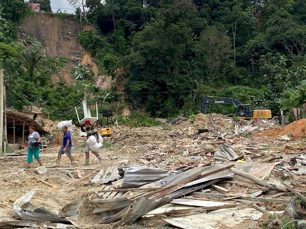 Governo Federal vai liberar recursos para famílias afetadas pelas fortes chuvas em Manaus