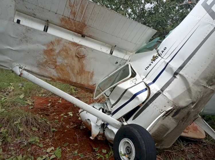 Avião de treinamento cai em Luzimangues e deixa piloto gravemente ferido