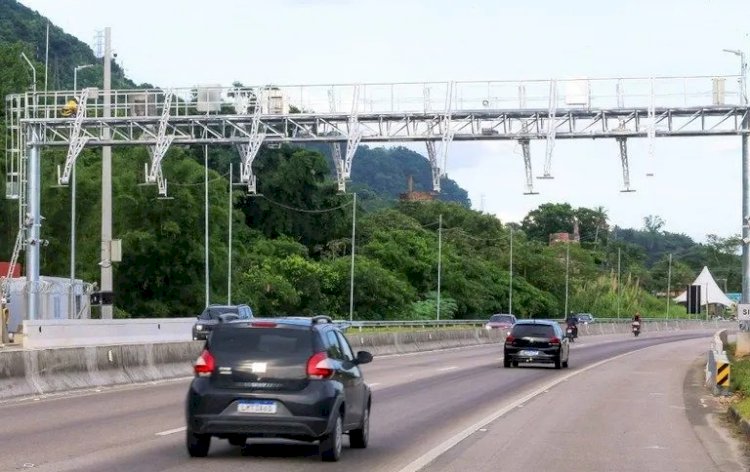 Primeiro pedágio com cobrança automática do país começa a operar nesta sexta-feira; veja como funciona