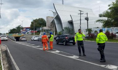Prefeitura implanta sinalização viária na alça inferior do complexo viário Antônio de Andrade Simões na avenida Umberto Calderado