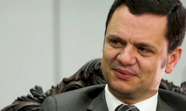 Barroso nega habeas corpus e Anderson Torres permanece na prisão