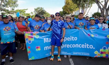 Prefeito destaca ações da gestão municipal durante o 'Abril Azul'