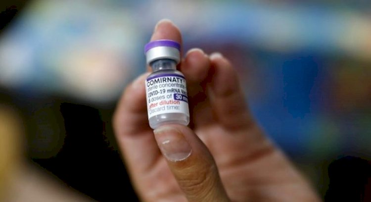Governo anuncia ampliação do reforço com vacina bivalente contra a Covid para todos acima de 18 anos