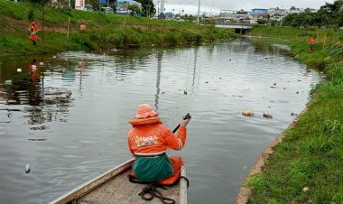 Prefeitura de Manaus intensifica limpeza do igarapé do Franco neste sábado
