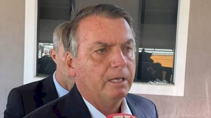 PF diz que Bolsonaro e Cid tinham 'plena ciência' de fraude no cartão de vacinação