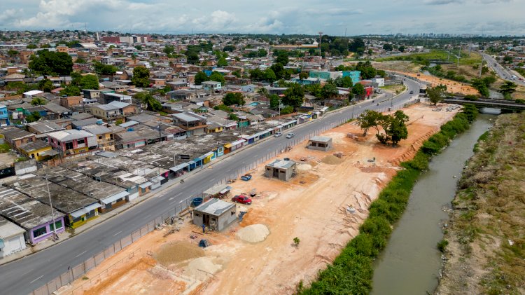 Prefeitura avança com construção de quadras e quiosques do parque Amazonino Mendes