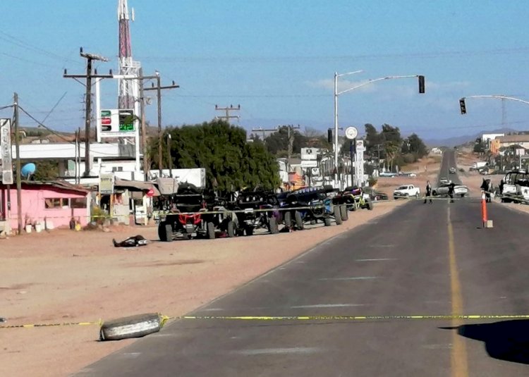 Ataque armado a pilotos de rali deixa ao menos dez mortos no México