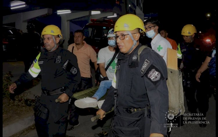 Confusão em estádio deixa 12 mortos e dezenas de feridos em El Salvador