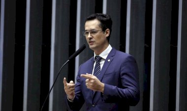 Mesa Diretora da Câmara confirma decisão do TSE que cassou Deltan Dallagnol