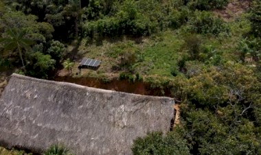 Geração de energia solar muda vida em aldeia que depende do turismo em Manaus