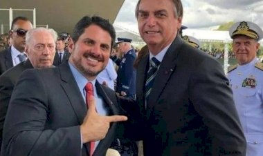 Moraes manda PF ouvir Bolsonaro e Daniel Silveira sobre caso Do Val