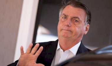 Bolsonaro se desculpa por divulgar fake news: “Equívoco da minha parte”