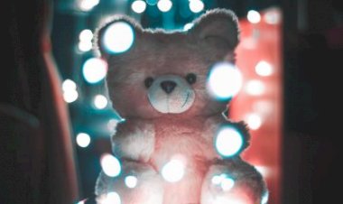 Black Mirror? Ursos de pelúcia com IA poderão contar histórias para crianças