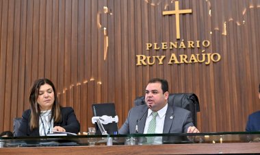 Projeto de Roberto Cidade que propõe ampliação da proteção à mulher vítima de violência doméstica é aprovado na Aleam