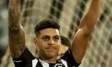 Botafogo vence o clássico contra o Vasco mantendo-se na liderança do Campeonato Brasileiro