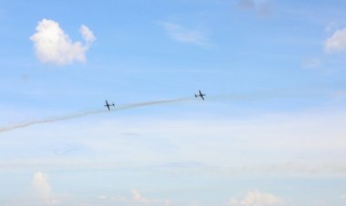 Manaus recebe espetáculo da Esquadrilha da Fumaça, na Ponta Negra