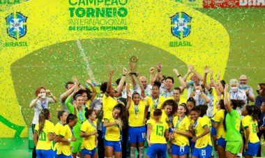 Governo do Amazonas altera horário de expediente em dias de jogos do Brasil na Copa do Mundo