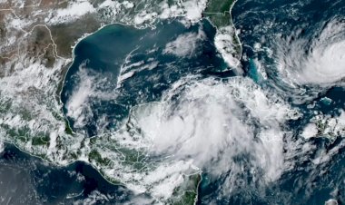 Nos EUA, moradores da Flórida estocam alimentos e se preparam para a chegada do furacão Idalia