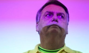 MP junto ao TCU pede que Bolsonaro devolva os presentes recebidos